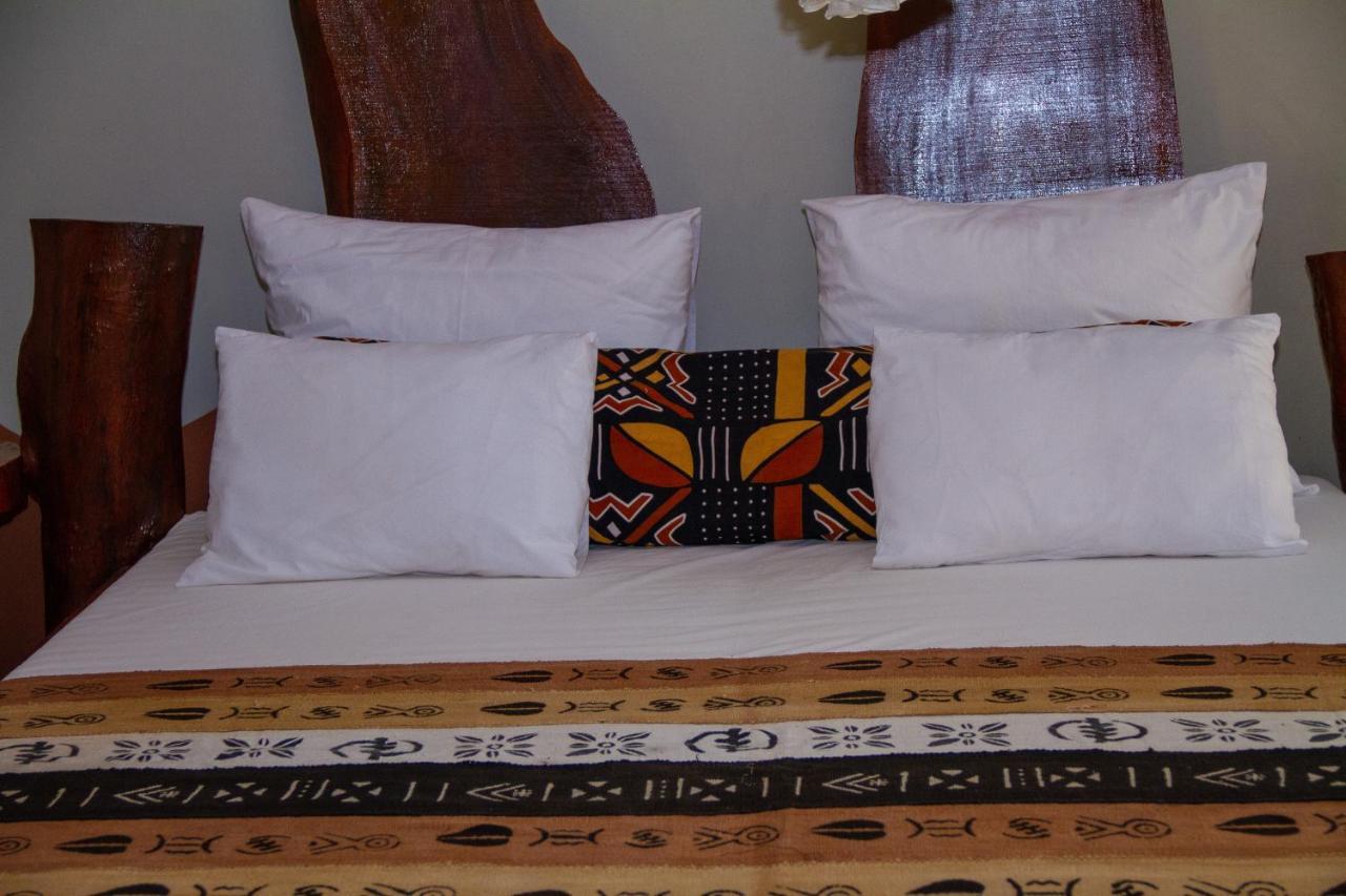 Mama Africa Art Residence & Art Center Gambia Tanji Eksteriør bilde