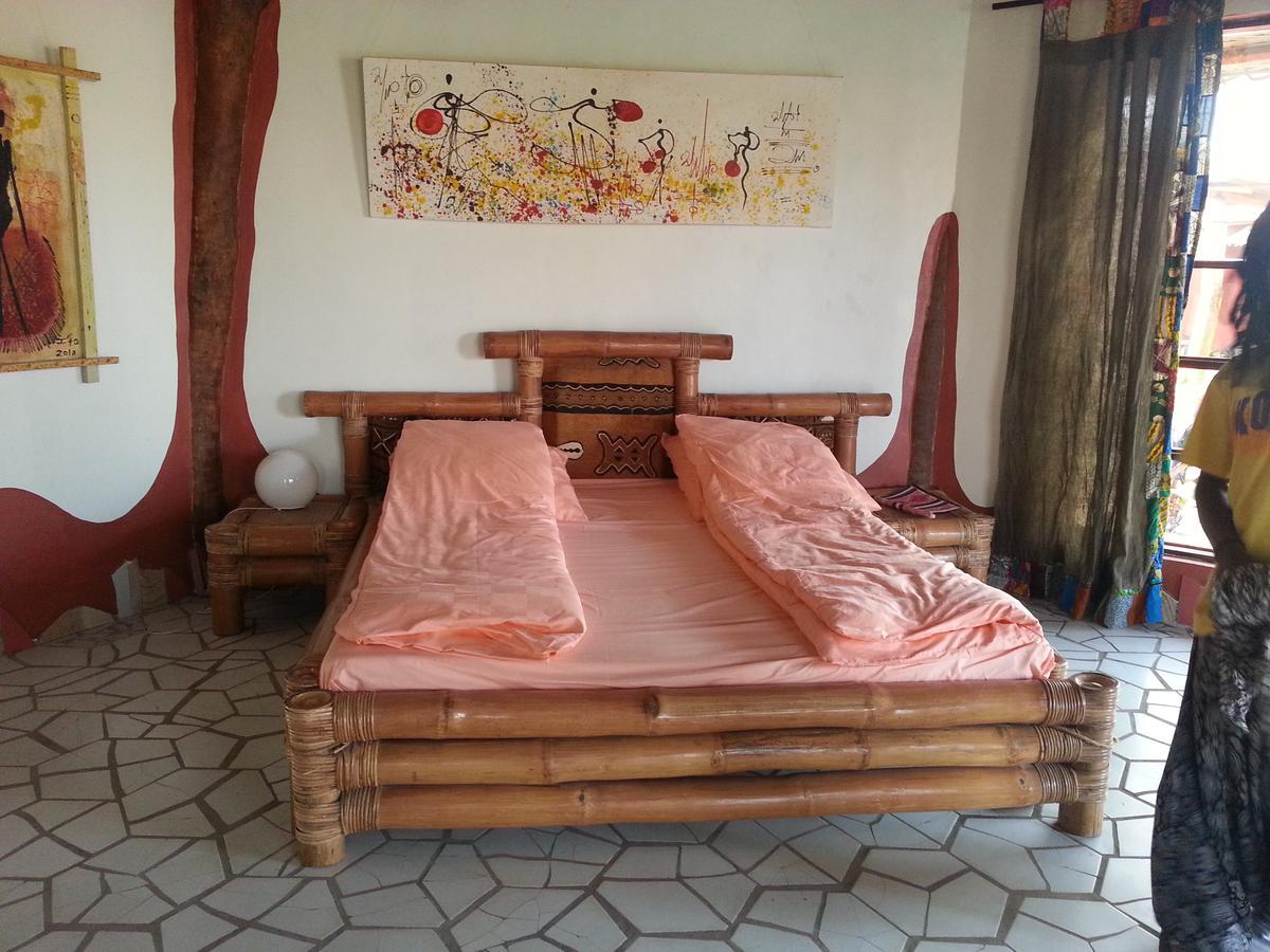 Mama Africa Art Residence & Art Center Gambia Tanji Eksteriør bilde